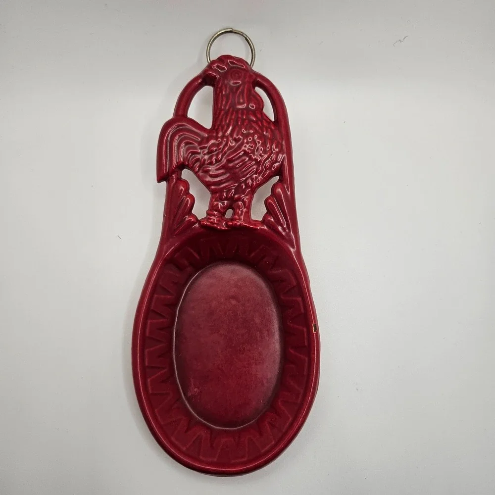Vintage Red Enameled Cast Iron Rooster Chicken Spoon Rest Wall‎ Hanger